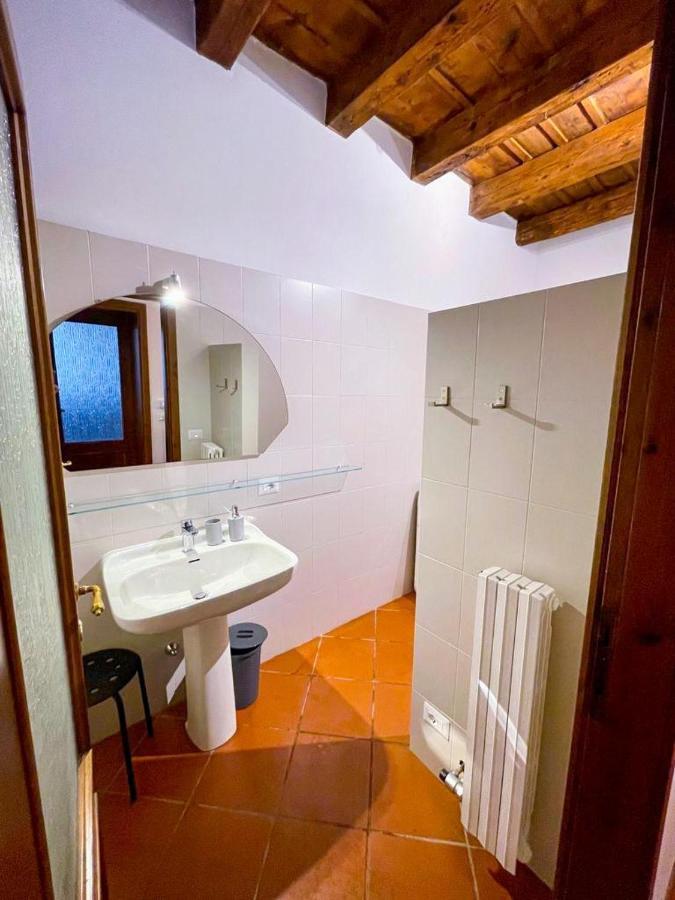 Sottoriva 12 City Center Large Apartment Verona Luaran gambar